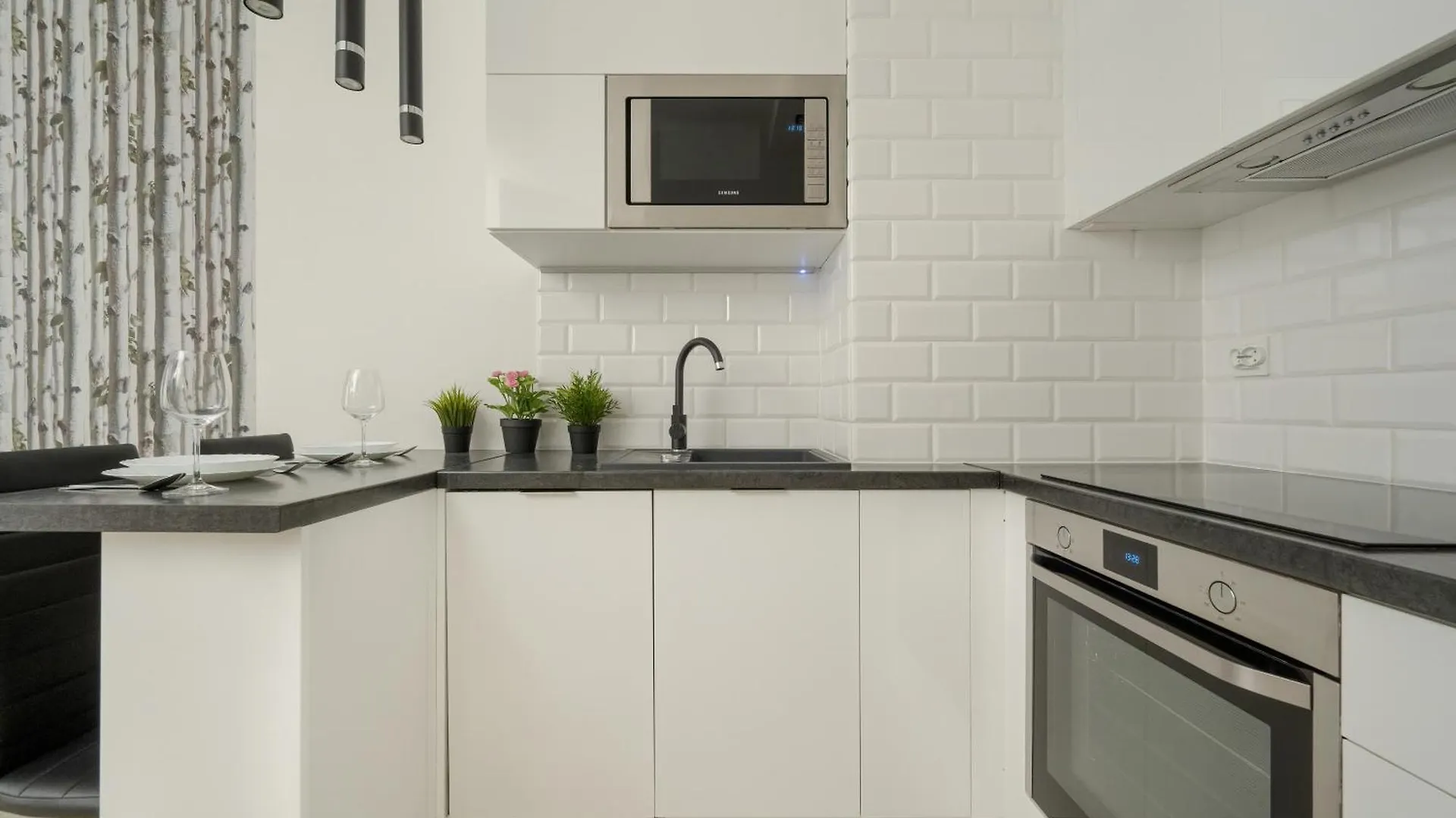Quiet Apartments With Balcony Zakladowa By Noclegi Renters فروتسواف بولندا