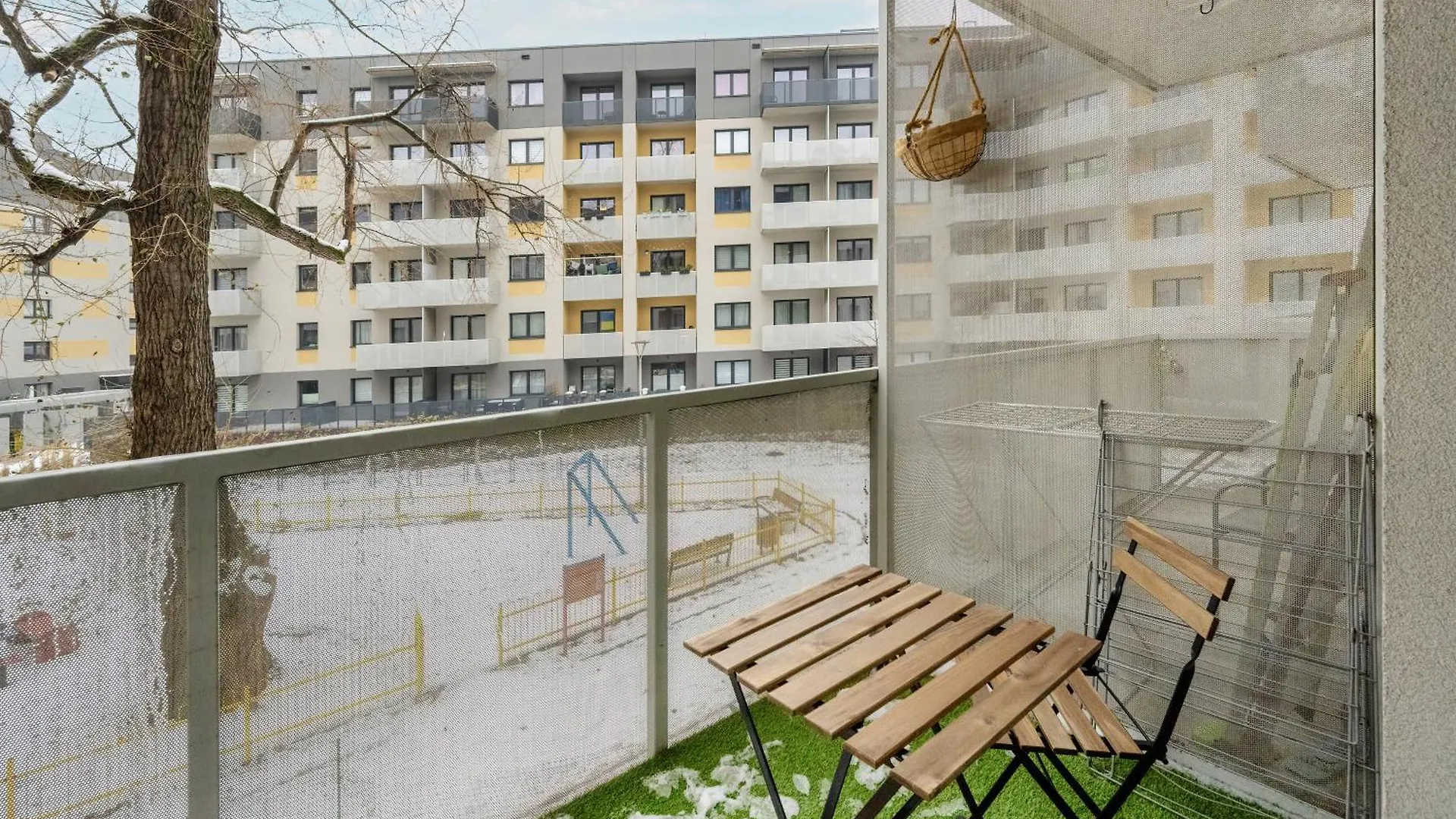 Quiet Apartments With Balcony Zakladowa By Noclegi Renters فروتسواف 0*,  بولندا