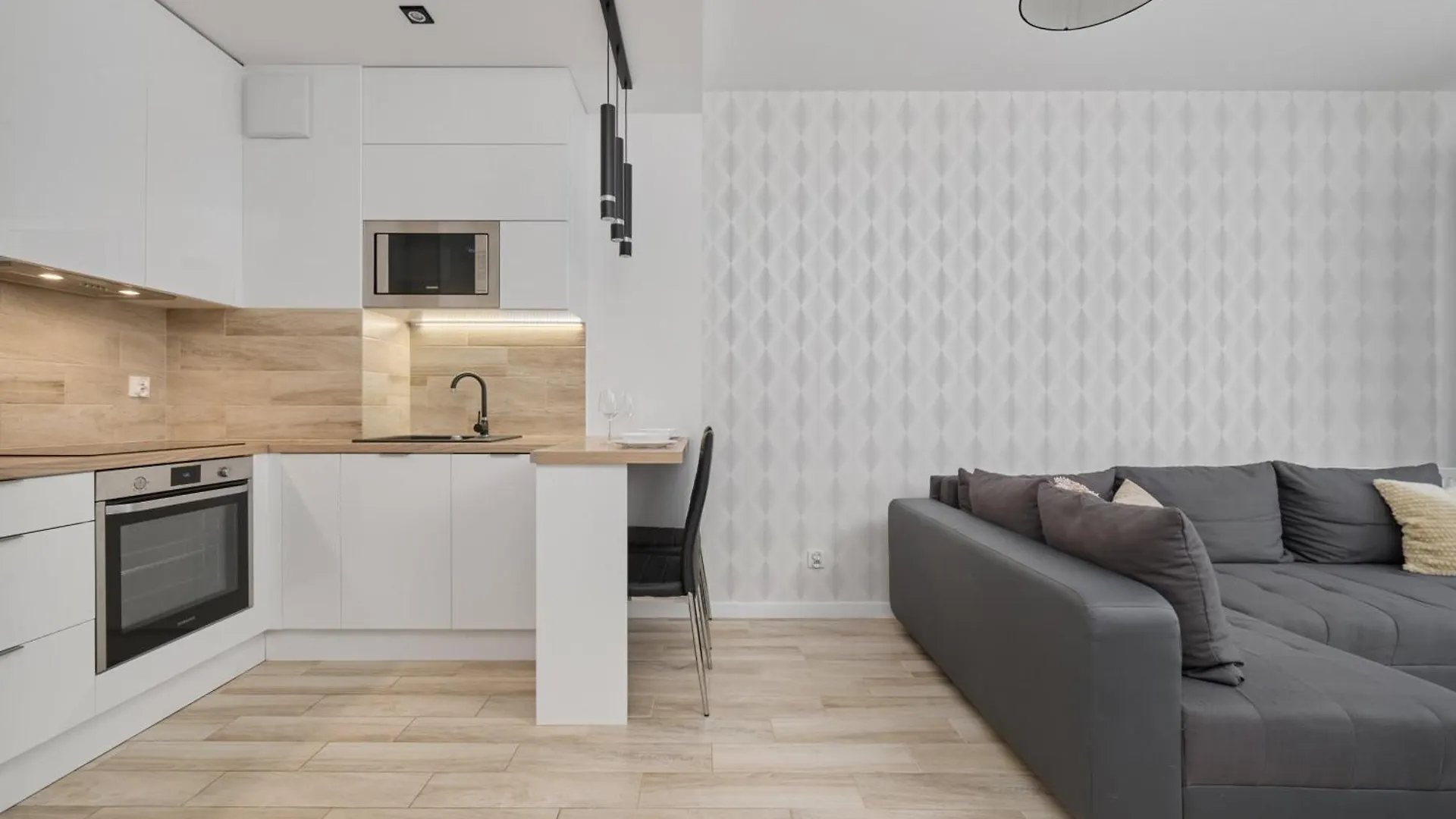 Quiet Apartments With Balcony Zakladowa By Noclegi Renters فروتسواف 0*,  بولندا