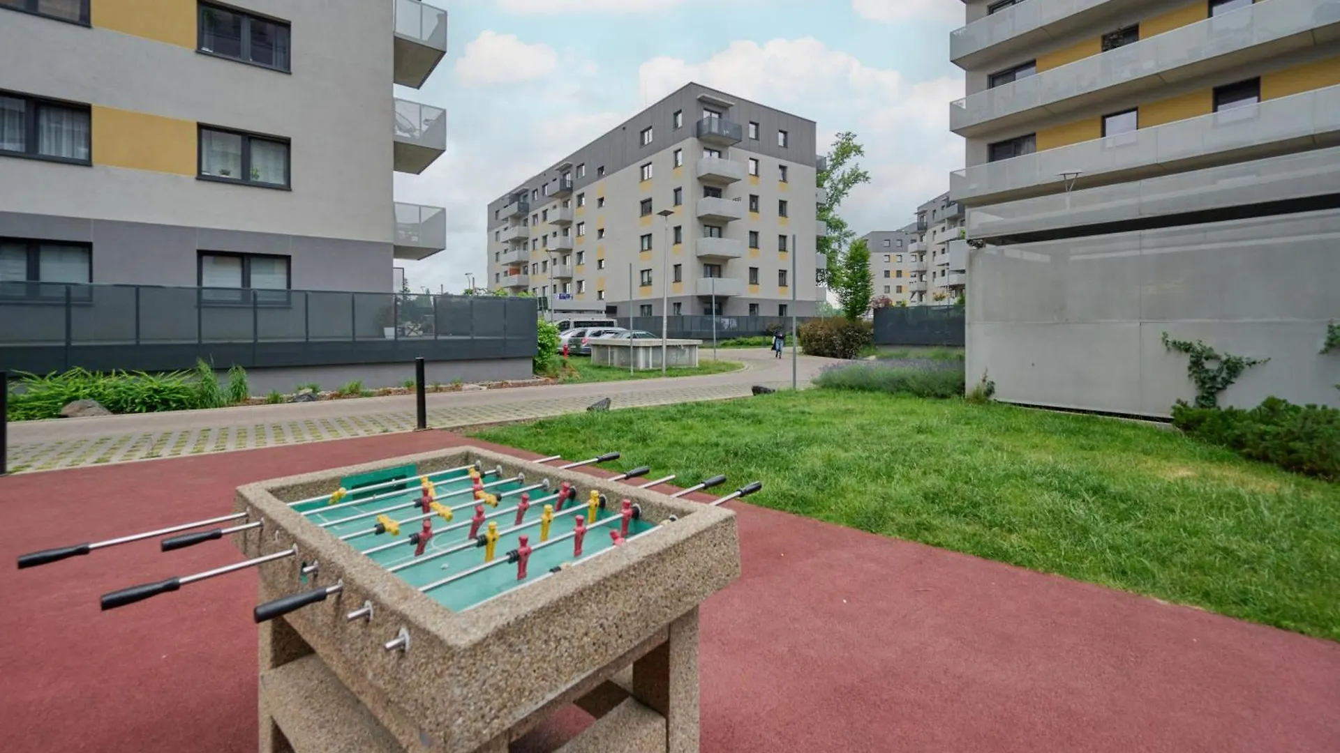 Quiet Apartments With Balcony Zakladowa By Noclegi Renters فروتسواف